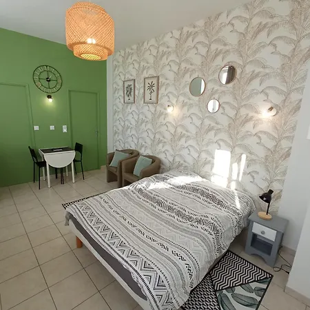 Lumineux En Rdc Pres Port De Plaisance